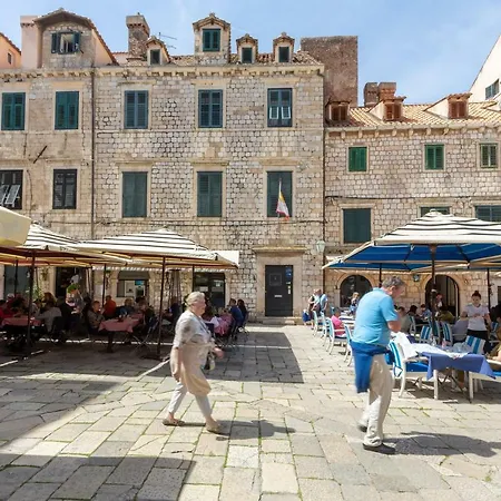 Bona Palace Διαμέρισμα *